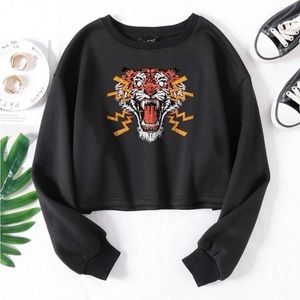 Cropped Tiger Sweatshirt
